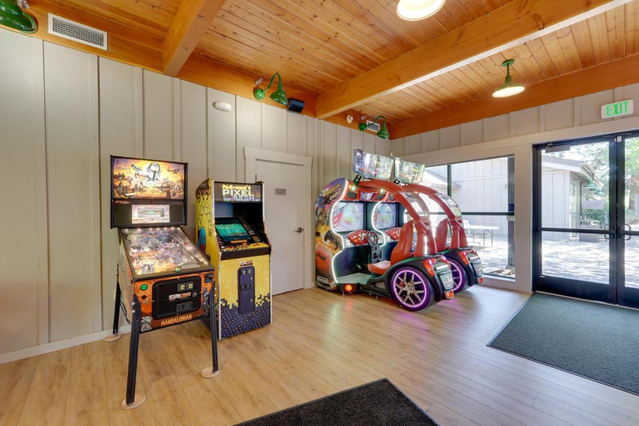 Klamath Falls Getaway With Pool And Hot Tub Access! Eksteriør billede